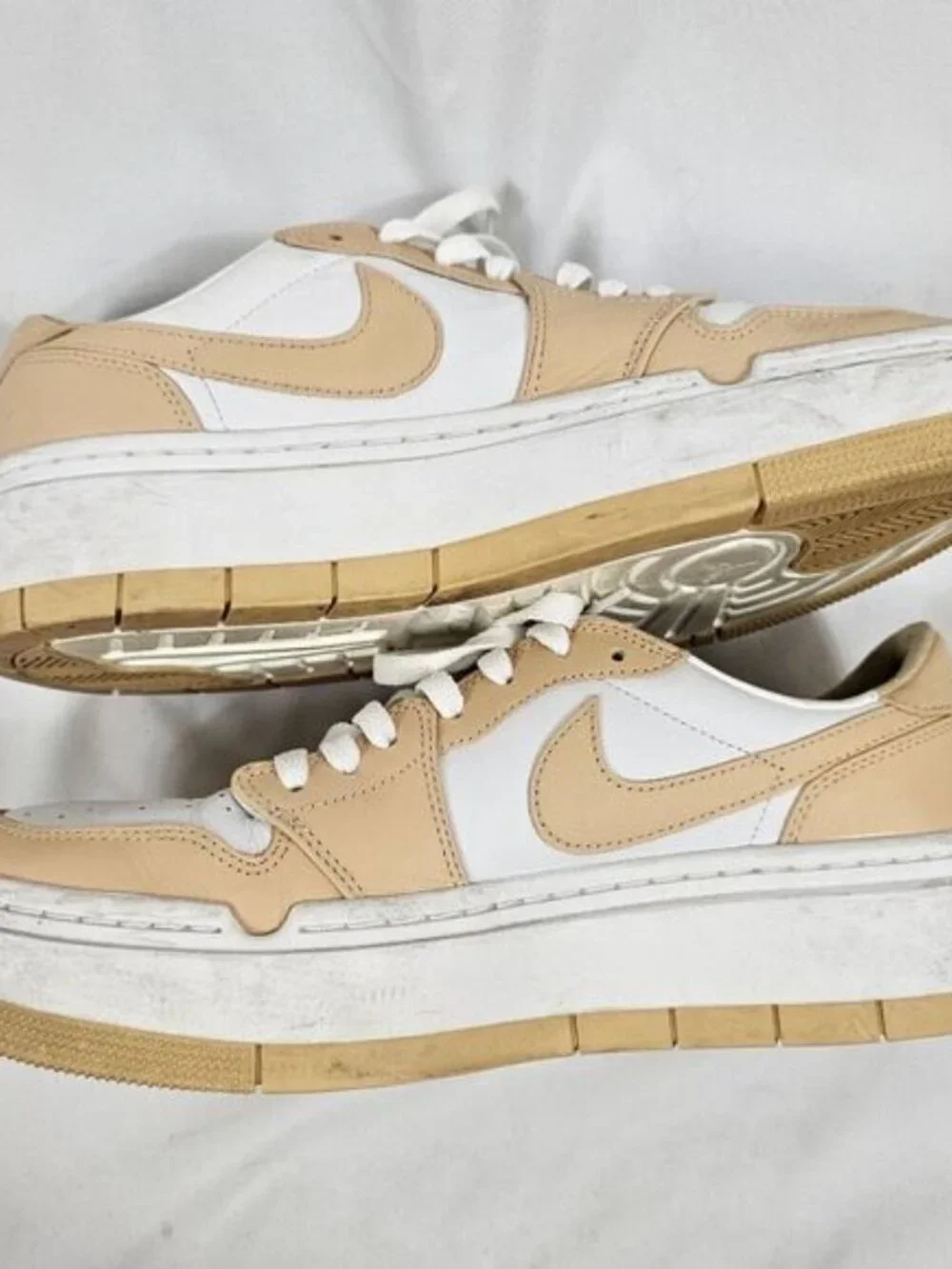 Nike lifted platform